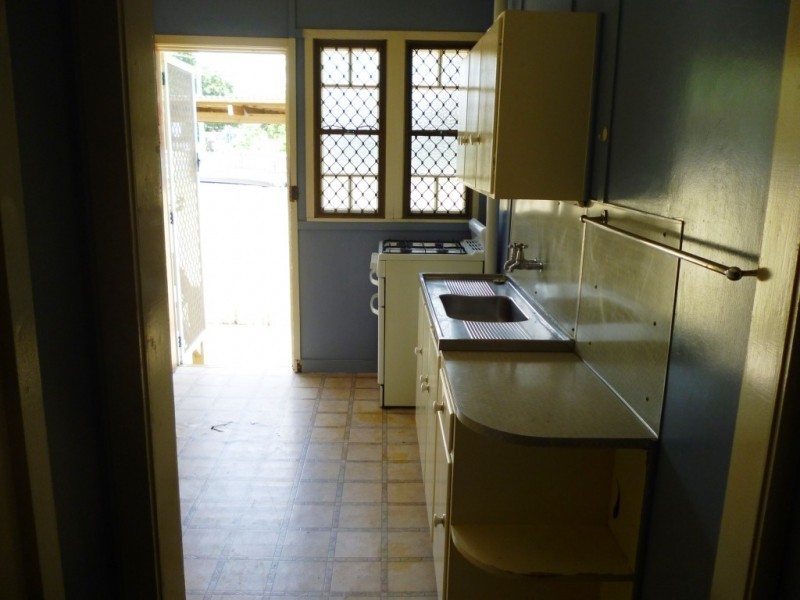 1/6 Glebe Road, Newtown QLD 4305