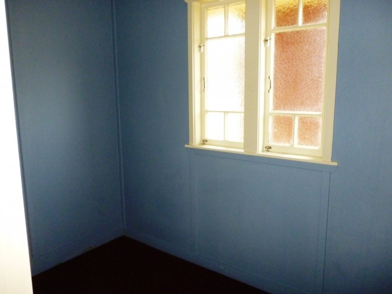 1/6 Glebe Road, Newtown QLD 4305