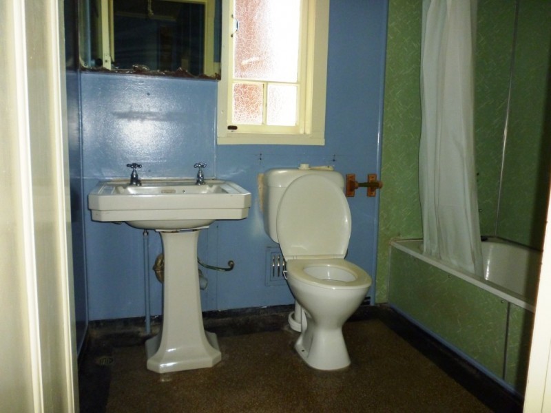 1/6 Glebe Road, Newtown QLD 4305