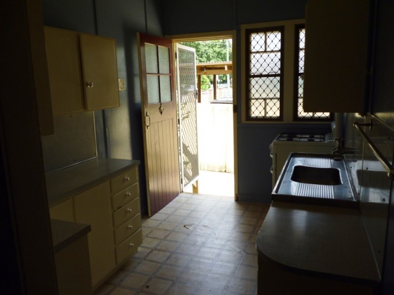 1/6 Glebe Road, Newtown QLD 4305