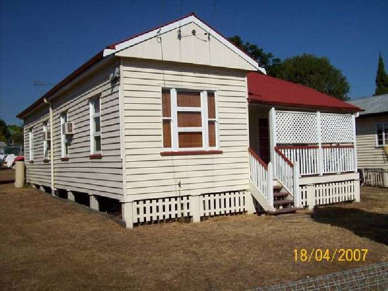 Silkstone QLD 4304