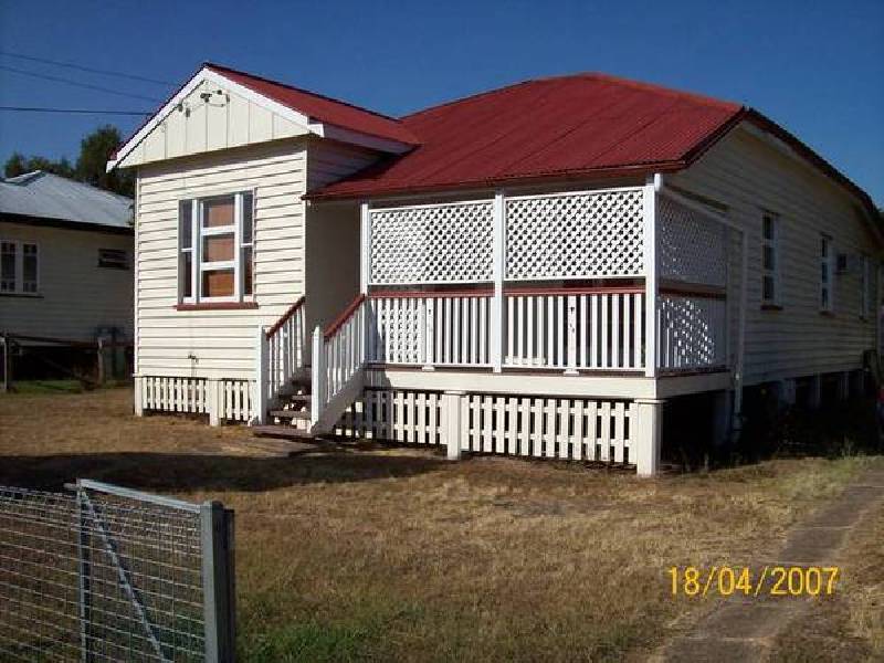 Silkstone QLD 4304