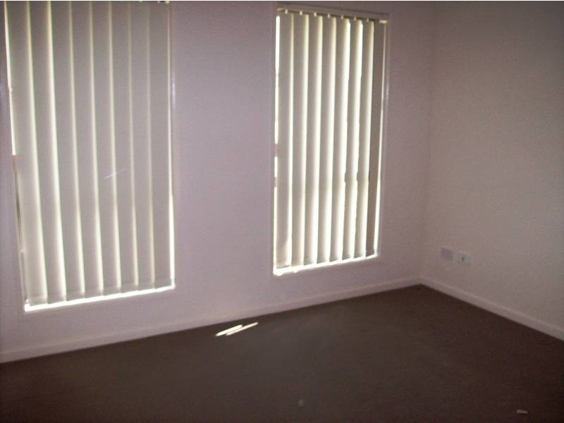 60 Banksia Drive, Raceview QLD 4305