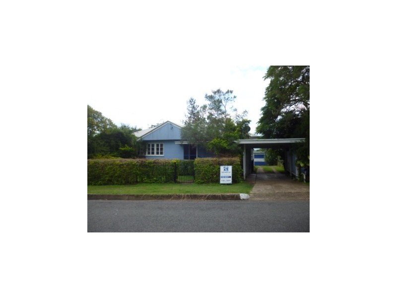 1 Irvine Street, East Ipswich QLD 4305