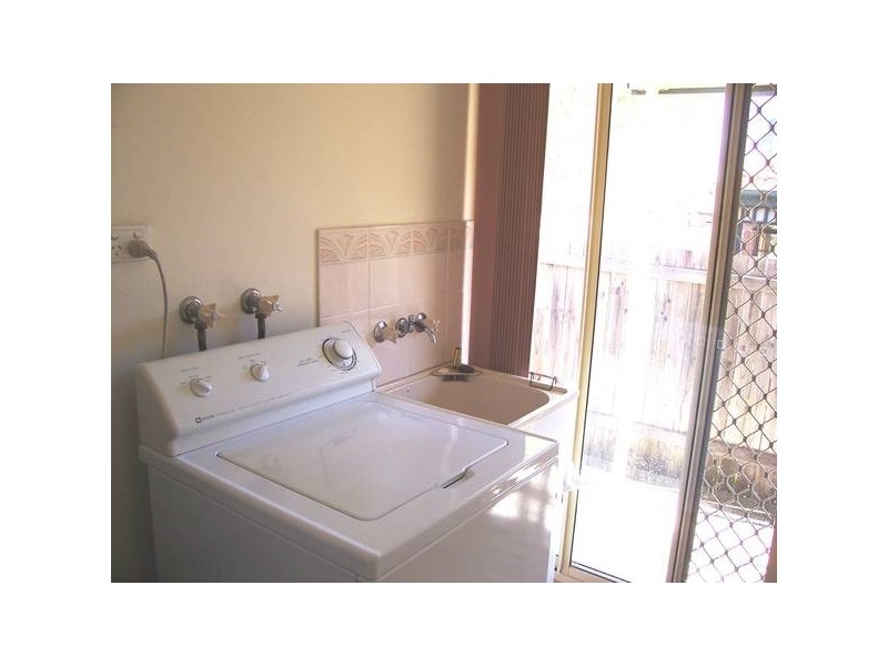 Flinders View QLD 4305