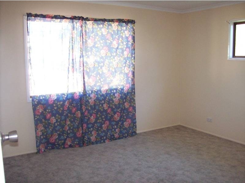 74 Bergin Street, North Booval QLD 4304