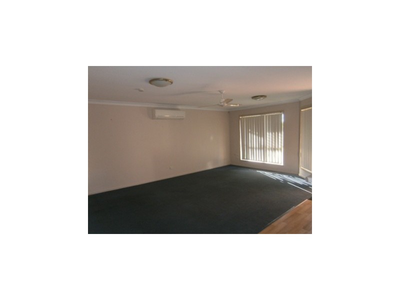 15 Cowley Drive, Flinders View QLD 4305