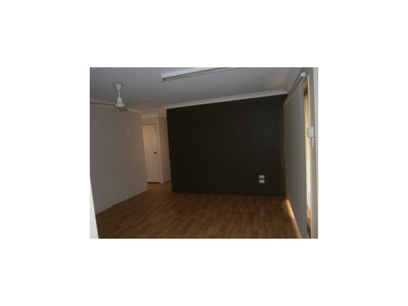 15 Cowley Drive, Flinders View QLD 4305