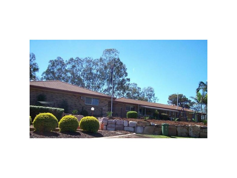 Yamanto QLD 4305