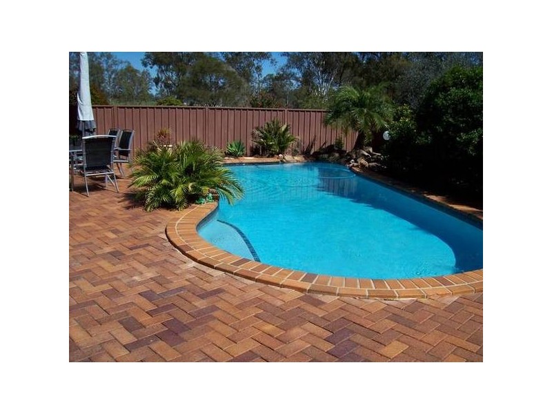 Yamanto QLD 4305