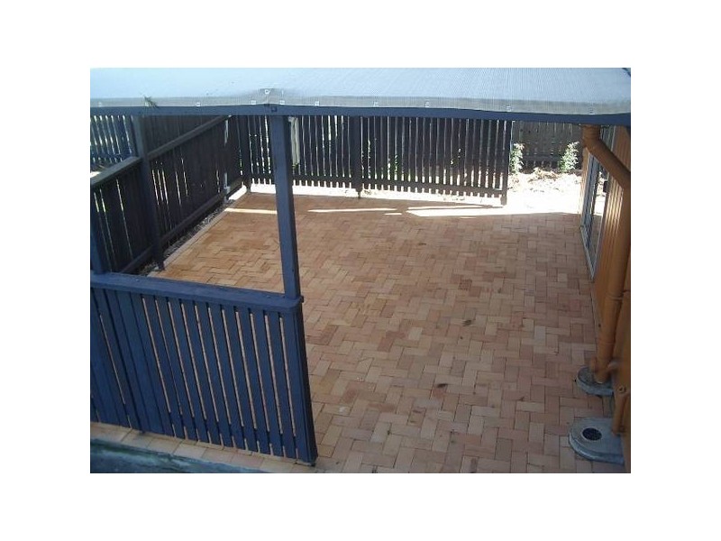 5 Pine Street, Flinders View QLD 4305