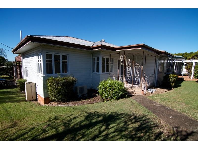 74 Whitehill Road, Eastern Heights QLD 4305