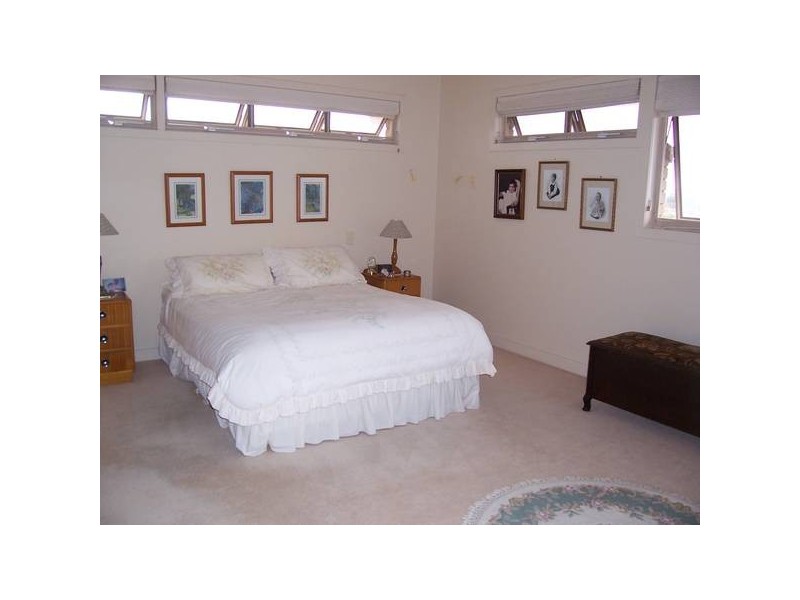 1 Kingston Drive, Flinders View QLD 4305