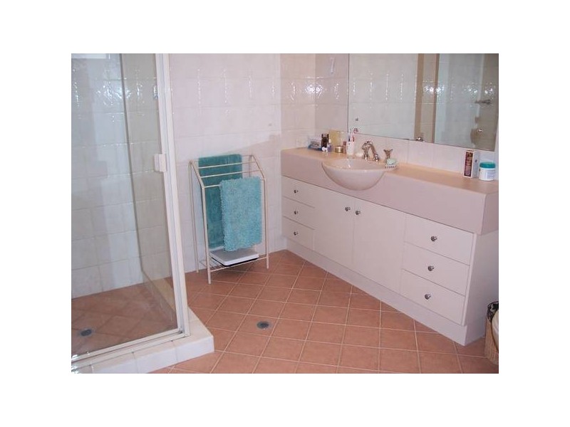 1 Kingston Drive, Flinders View QLD 4305