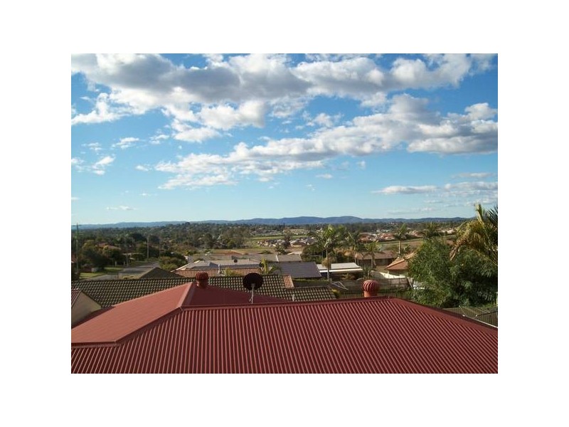 1 Kingston Drive, Flinders View QLD 4305