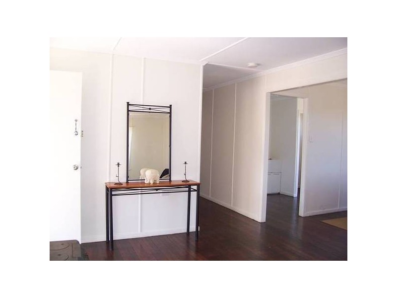 17 Nathan Street, East Ipswich QLD 4305