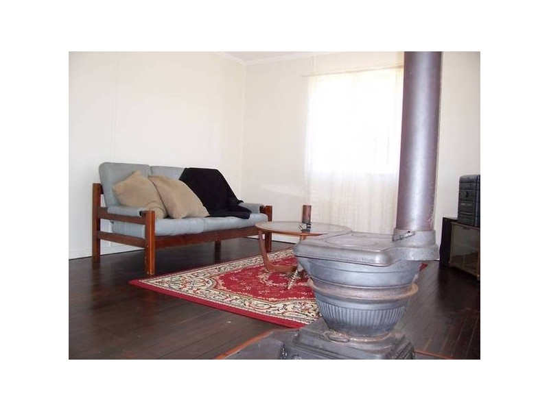 17 Nathan Street, East Ipswich QLD 4305
