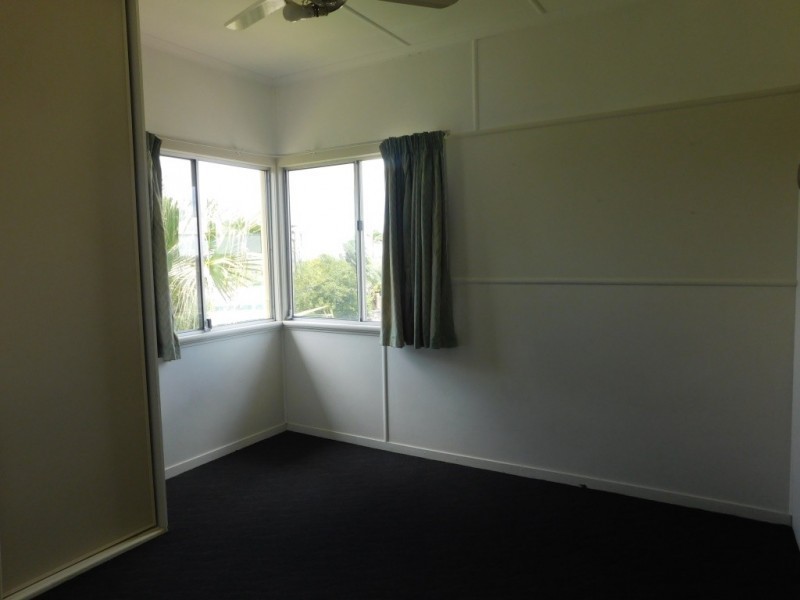32 Darling Street East, Sadliers Crossing QLD 4305
