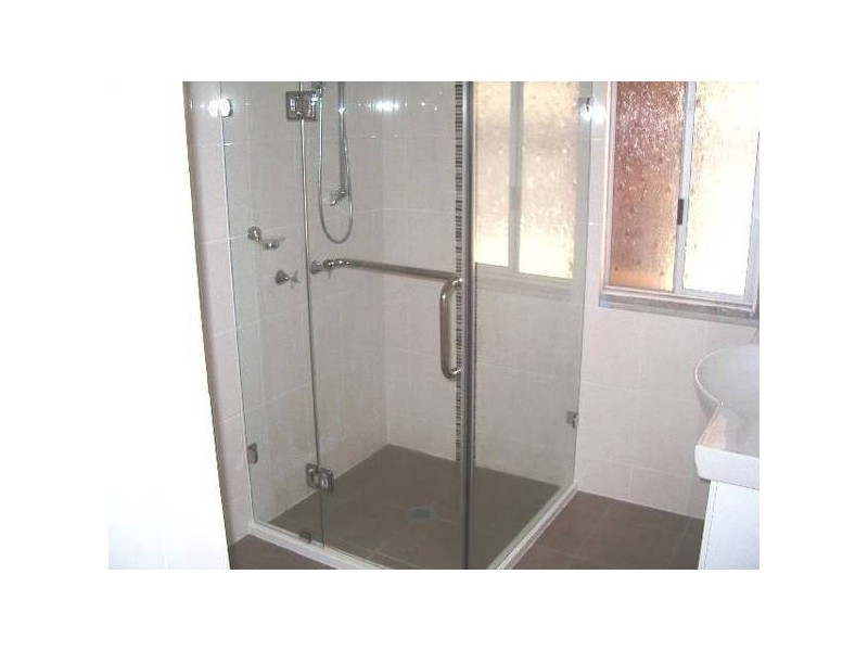 1 Roberts Street, North Ipswich QLD 4305