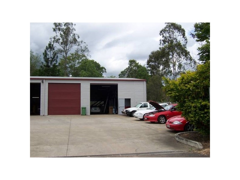 West Ipswich QLD 4305