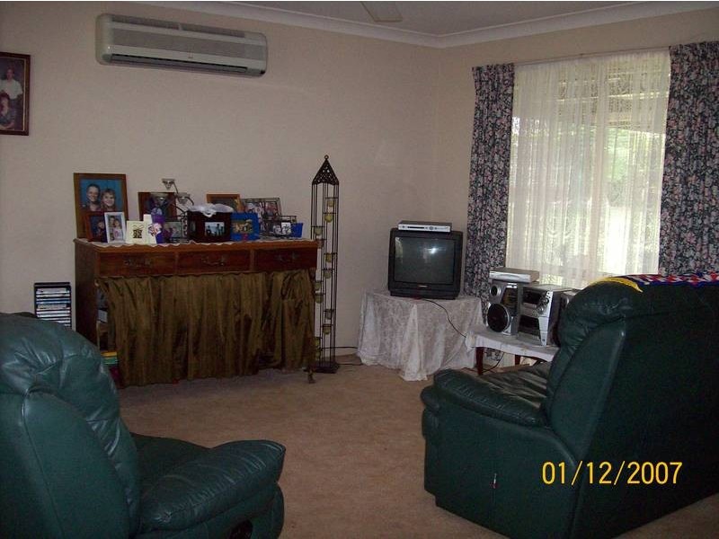 9 Pinto Court, Yamanto QLD 4305