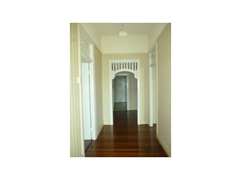 1/234 Warwick Road, Churchill QLD 4305