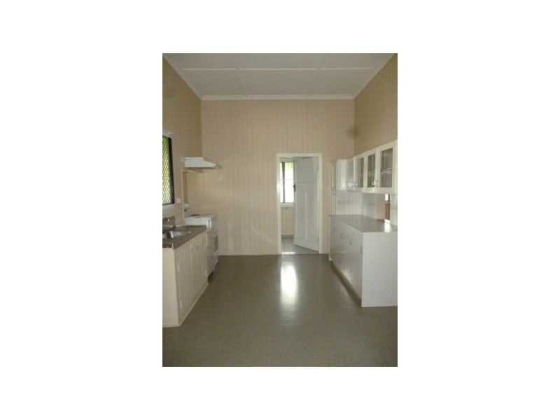 1/234 Warwick Road, Churchill QLD 4305