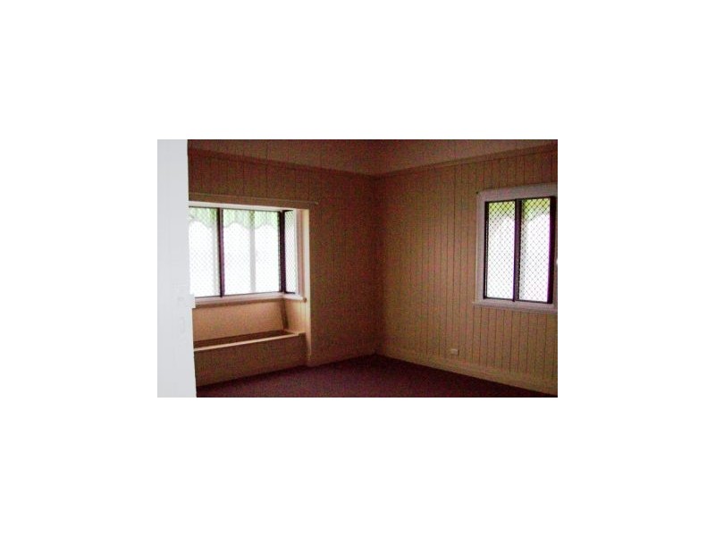 1/234 Warwick Road, Churchill QLD 4305