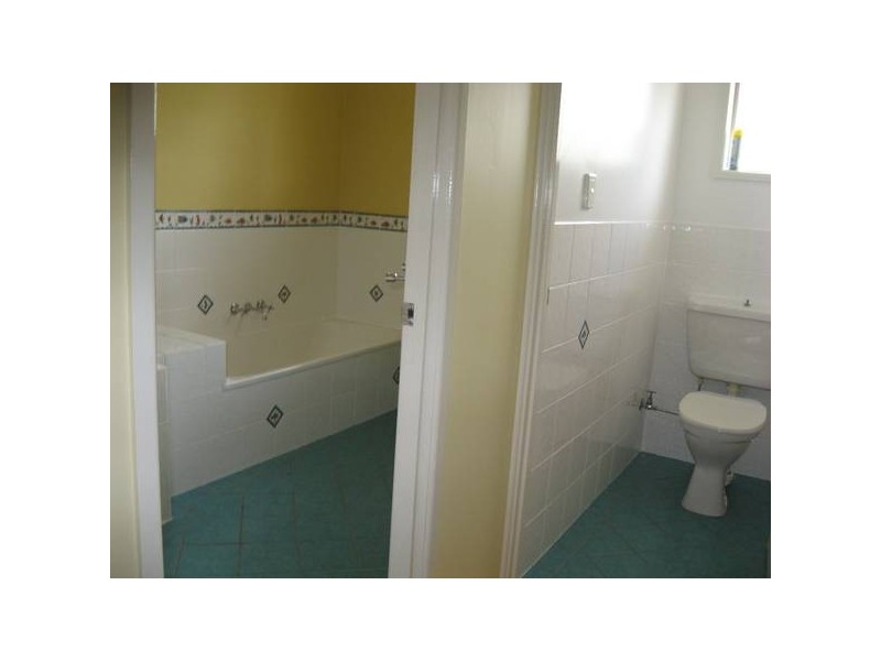 Flinders View QLD 4305