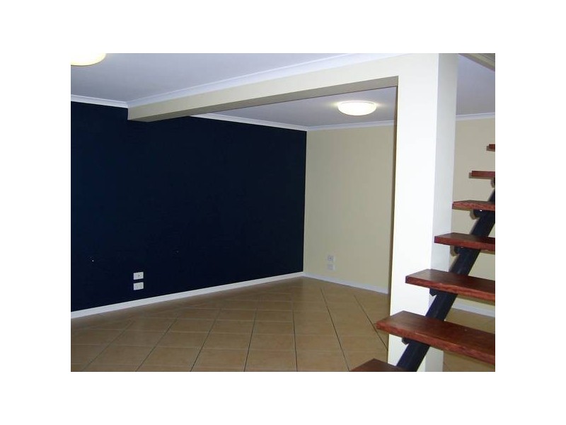 Flinders View QLD 4305