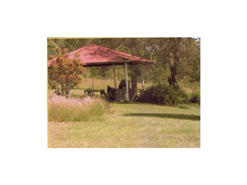 6 Stumers Rd, Kholo QLD 4306