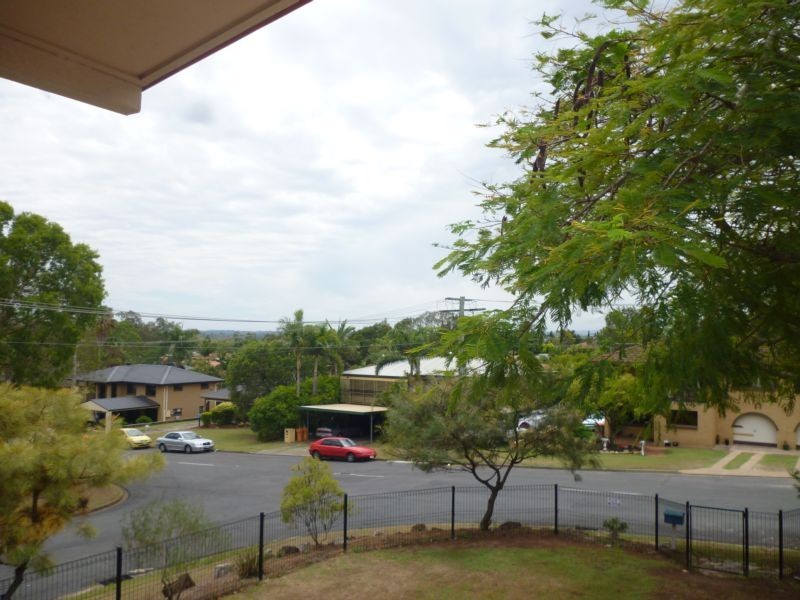 14 Lance Drive, Flinders View QLD 4305