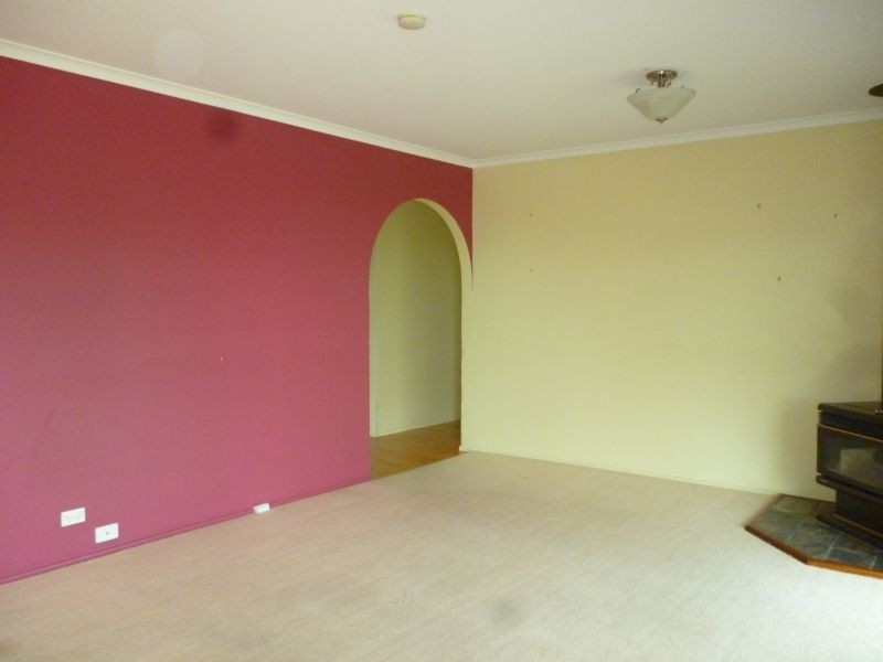 14 Lance Drive, Flinders View QLD 4305