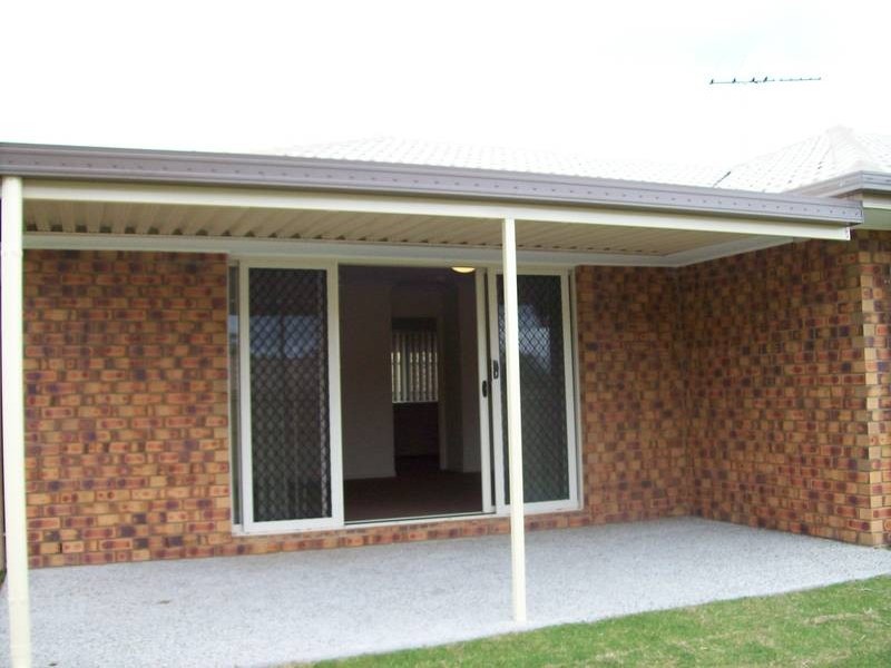 2 Rhiannon Drive, Flinders View QLD 4305