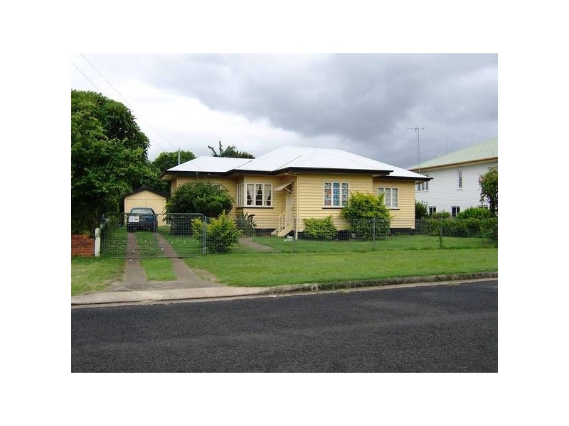 Silkstone QLD 4304