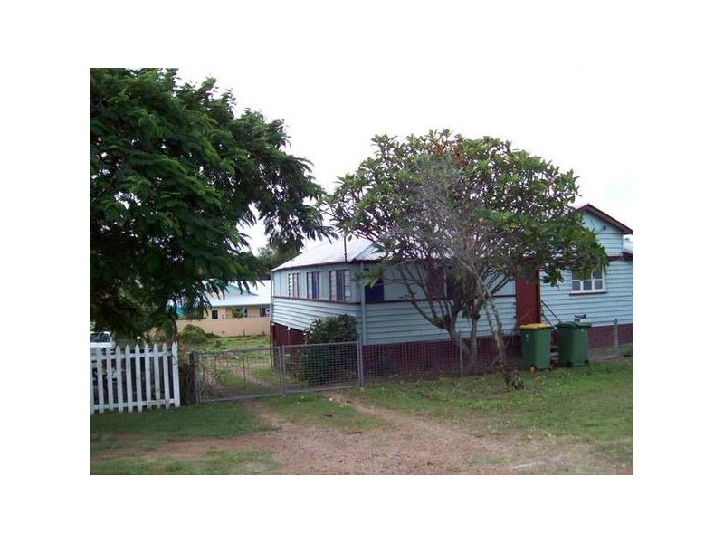 34 Canning Street,, North Ipswich QLD 4305