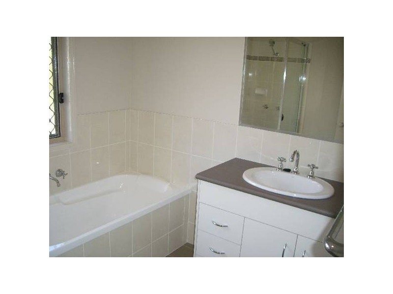 60-65 Honeyeater Place, Lowood QLD 4311