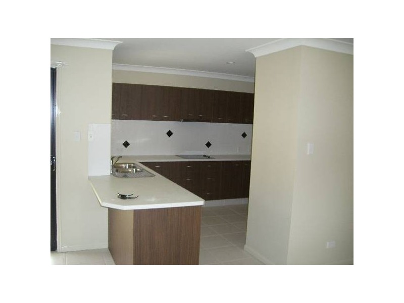 60-65 Honeyeater Place, Lowood QLD 4311