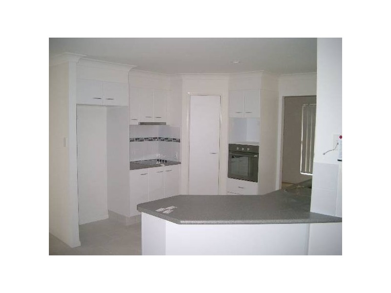 60-65 Honeyeater Place, Lowood QLD 4311