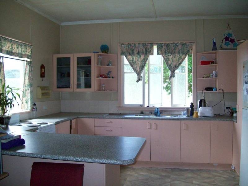 Silkstone QLD 4304