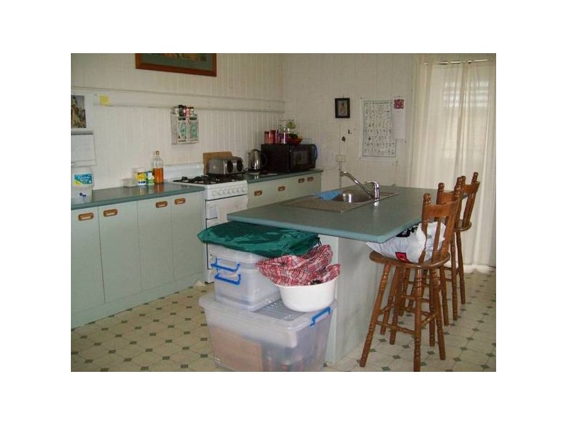 75 Downs Street, North Ipswich QLD 4305