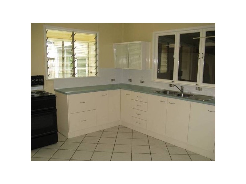 West Ipswich QLD 4305