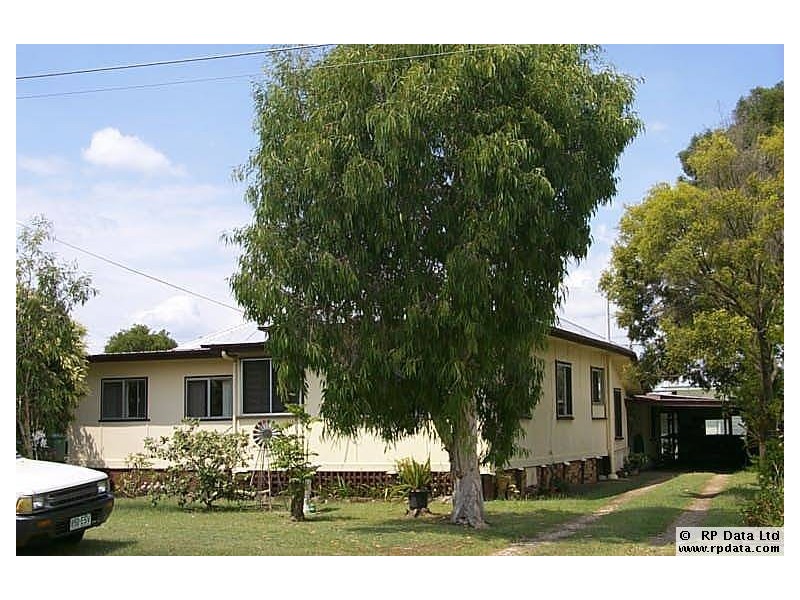 8 Doorey Street, One Mile QLD 4305
