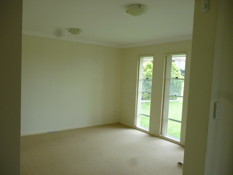 4 Rhiannon Drive, Flinders View QLD 4305