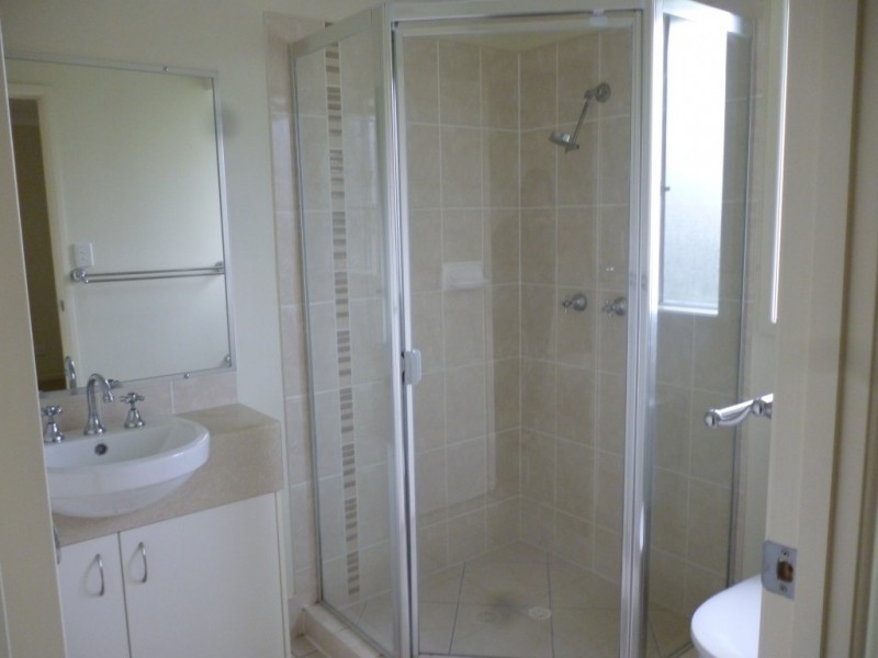 4 Rhiannon Drive, Flinders View QLD 4305