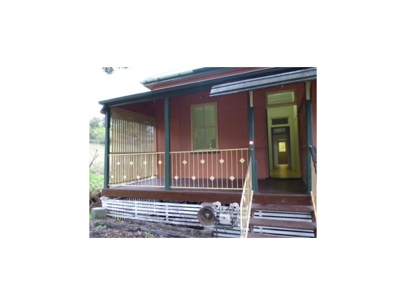 1/2 Hancock Street, Ipswich QLD 4305