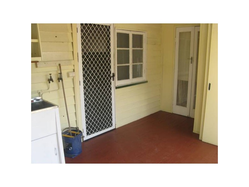 199 Pine Mountain Road, Brassall QLD 4305