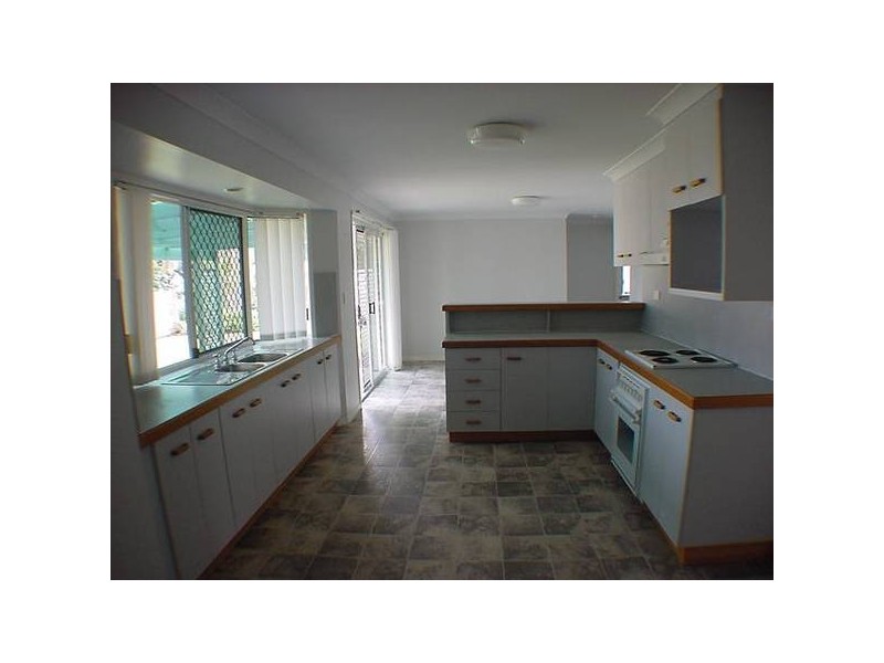 11 Mark Court, Raceview QLD 4305