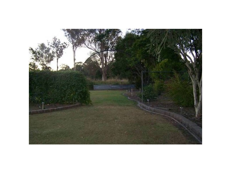 Walloon QLD 4306