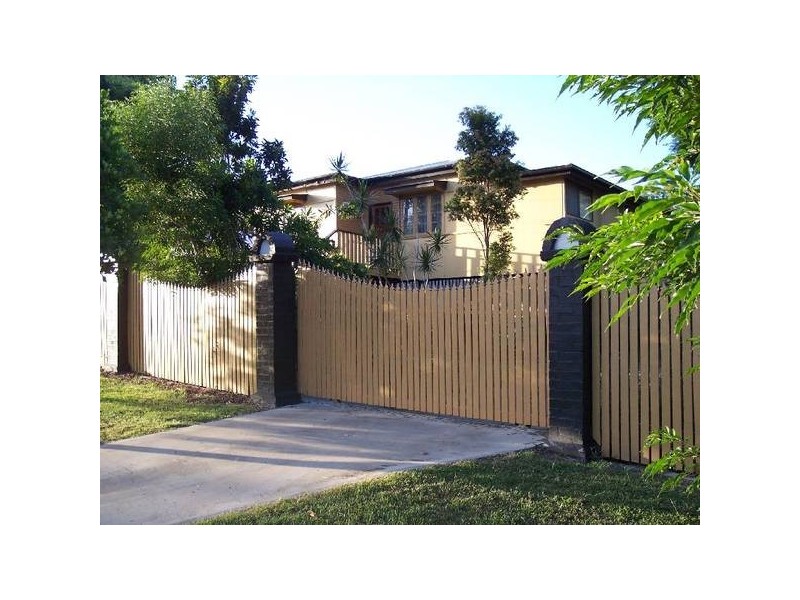 North Ipswich QLD 4305